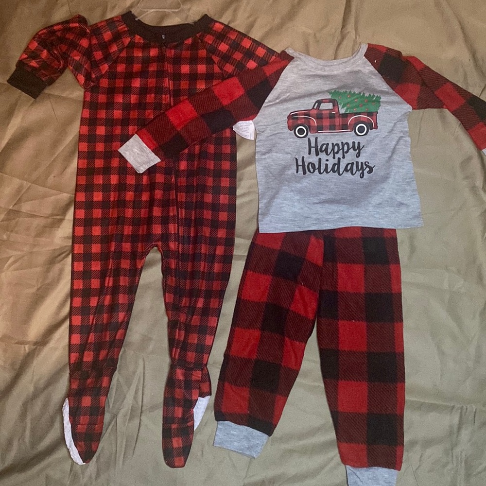 3T Holiday pjs